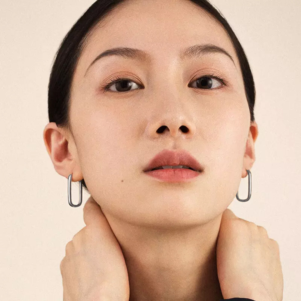 Lexi U-shaped Hoop Earrings