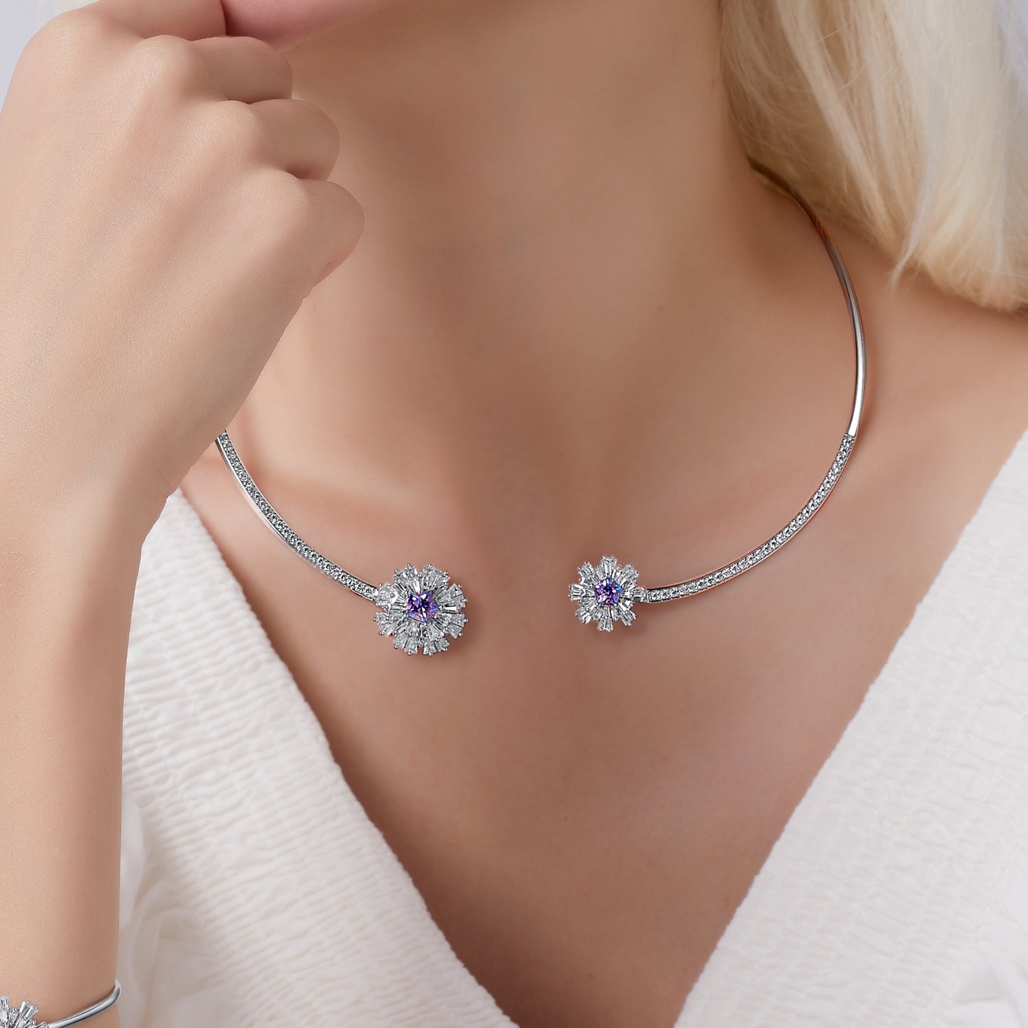 Carpe Diem Flower Burst Choker